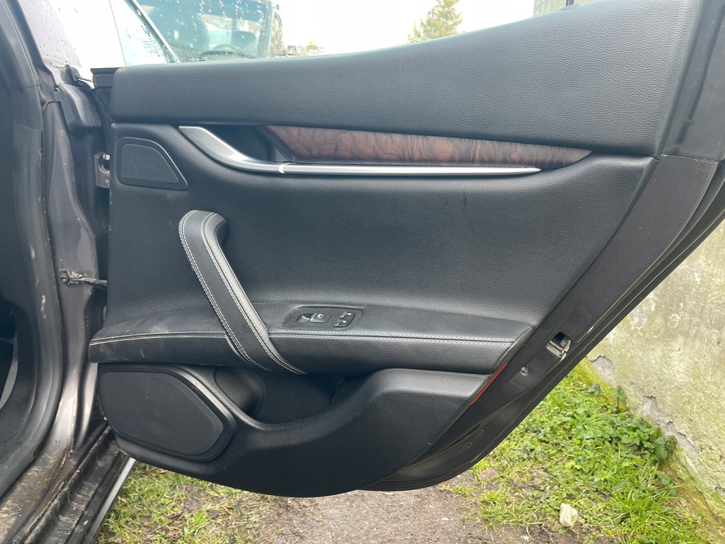 фото №1, Оббивка обшивка правий задня maserati ghibli