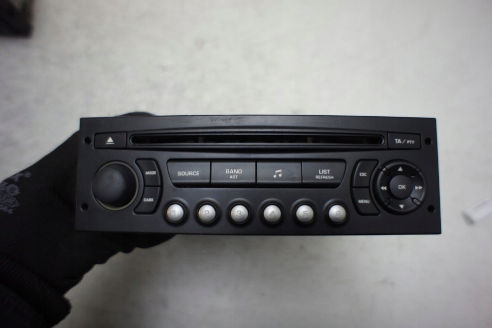 фото №1, Радио bosch citroen c4 picasso 9666967777