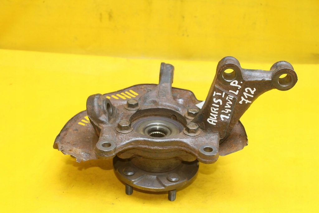 фото №6, Поворотний кулак лівий перед auris i 1.4 vvti