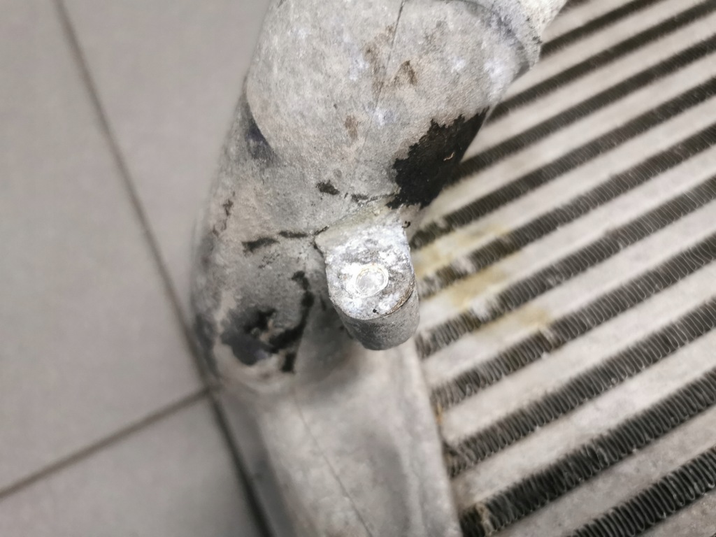 фото №10, Интеркулер левый audi a8 d3 3.0 tdi 4e0145805g