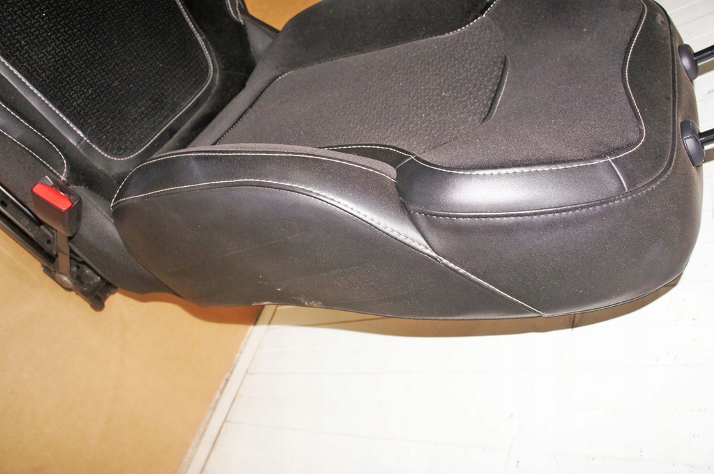 фото №5, Rq125 renault megane iv сиденье правый перед