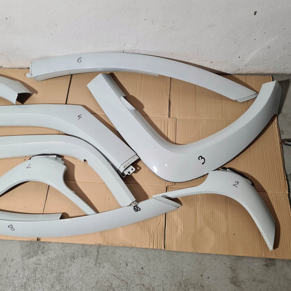 фото №13, Renault twizy молдинг корпус защита крыша стойки