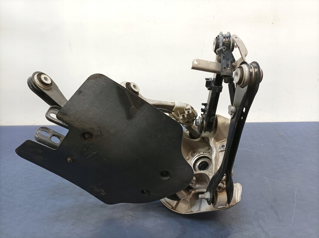 фото №6, Bmw 5 g30 поворотный кулак рычаг задняя левая 6866337