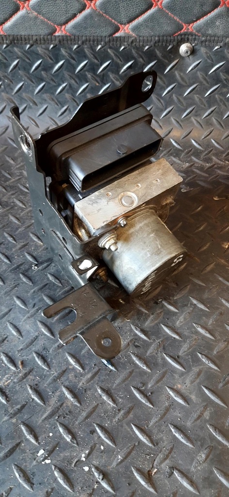 фото №5, Насос abs кронштейн citroen c5 aircross 9808958280