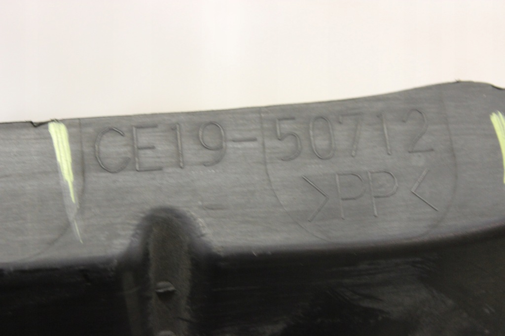 фото №11, Mazda 5 premacy 05r- решітка радіатора решітка радіатора бампера перед