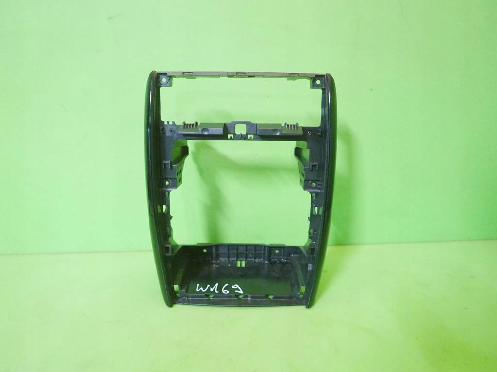 фото №1, Рамка панели радио mercedes w169 a170 04-08