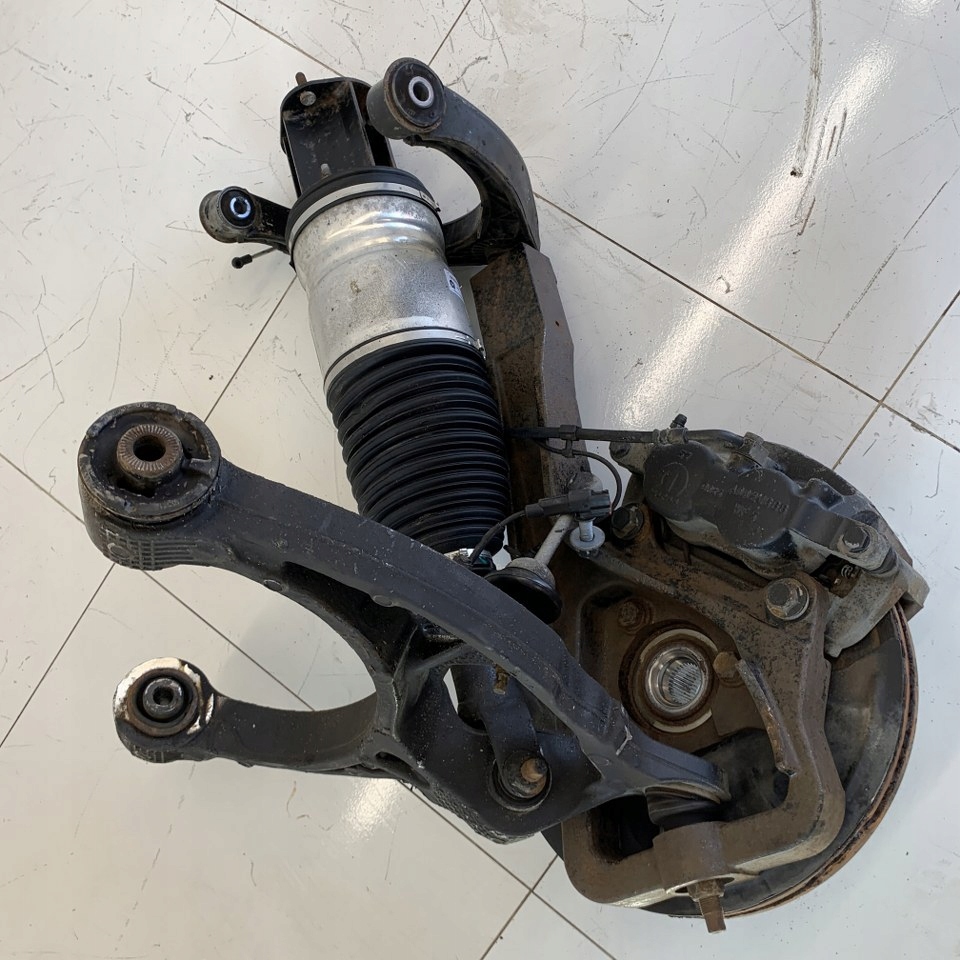 фото №12, Поворотный кулак правая перед чугунная kpl. амортизационная стойка dodge ram v 4x4 5.7 hemi 21r