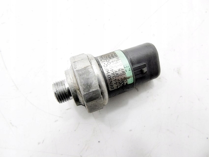 Купити Датчик кондиціонера toyota avensis 1 t22