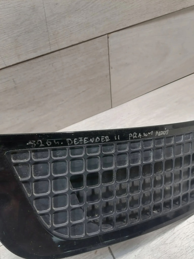 фото №7, 8204. defender ii l663 решётка крыло правый перед l8d2-280b10-ed
