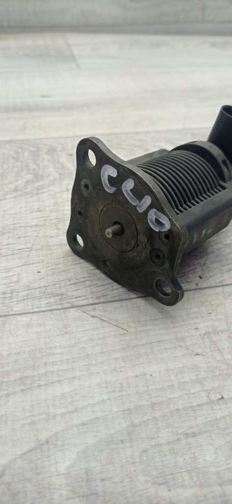 фото №3, Scenic 2 ii clio trafic vivaro primastar 1.9 клапан egr