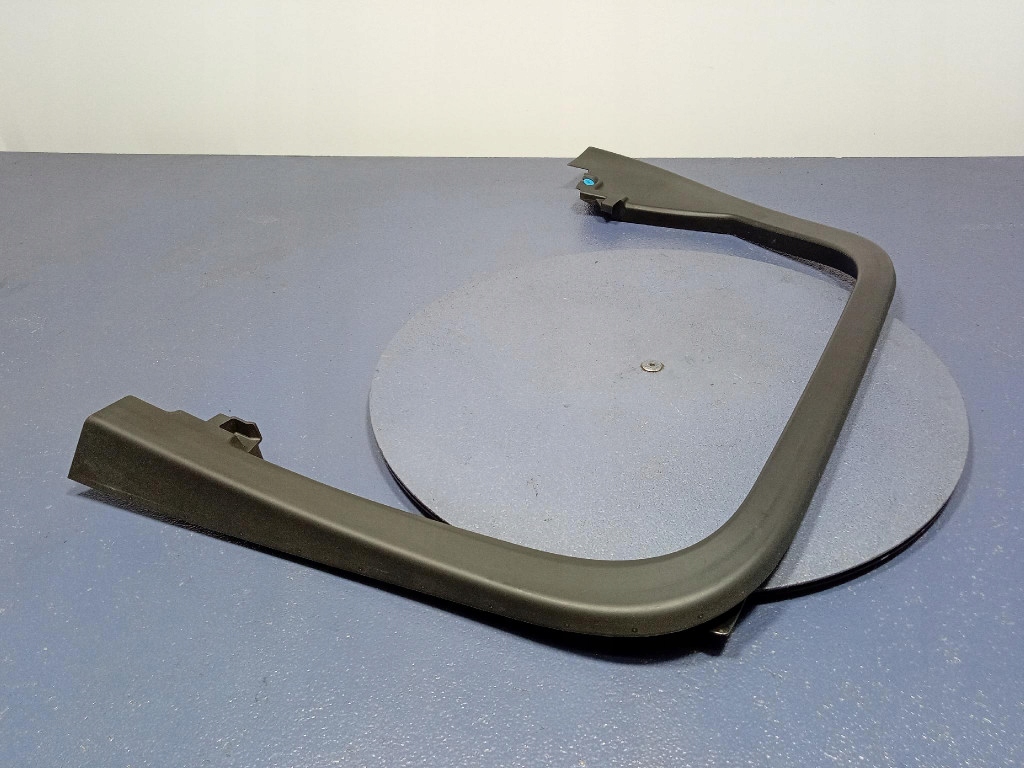 фото №4, Volvo v90 ii рамка защита дверь левый задняя 31403979