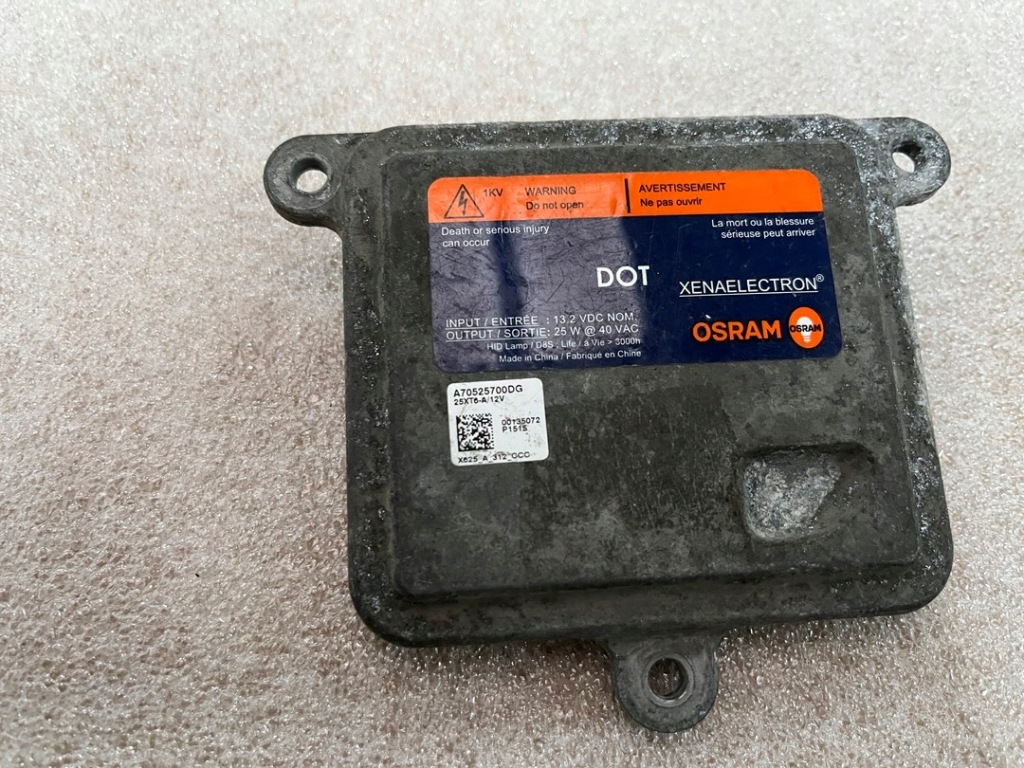 Tesla s блок розжига модуль йожик  led a70525700dg Оригинал