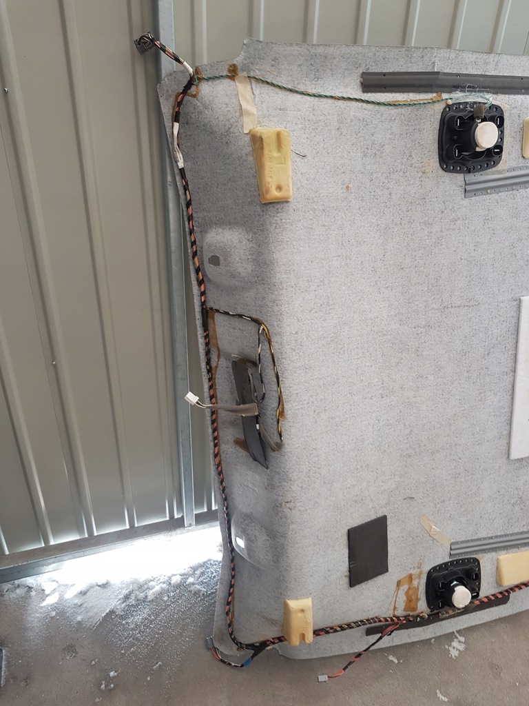 фото №10, Dodge ram 09- потолок usa crew cab люк