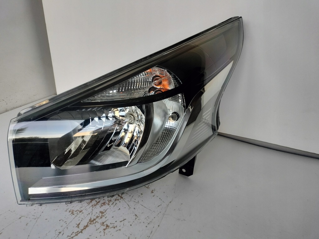 фото №2, Лампа левая фара renault trafic iii 14-