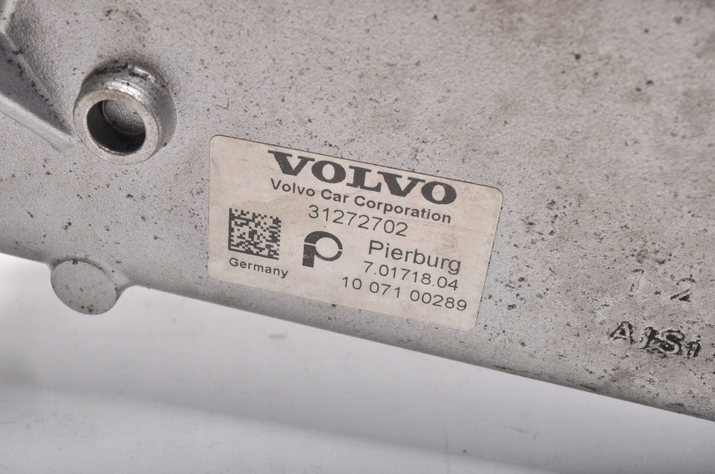 фото №7, Xc60 v60 xc70 s60 ii s80 ii v70 iii 2.4 d5 175km радиатор выхлопных газов 31272702