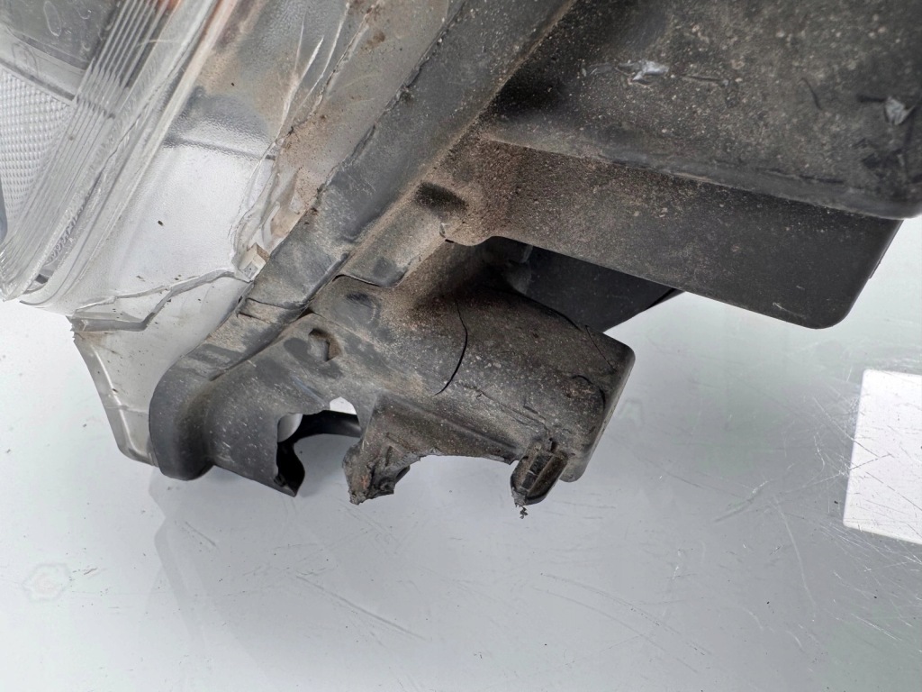 Фара левая перед dodge ram v full led в Украине