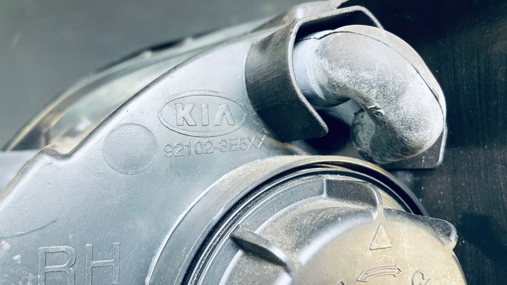 фото №9, Лампа kia sorento i lift usa комплект 92101-3e5xx 92102-3e5xx