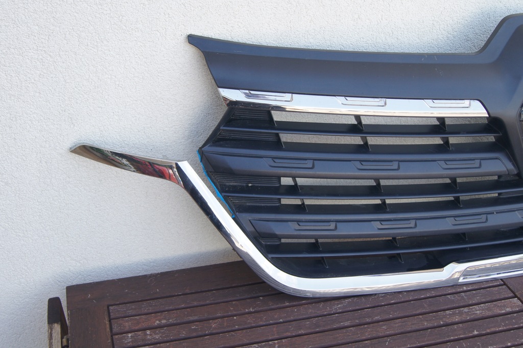 фото №2, Решітка радіатора renault trafic iv 2021+