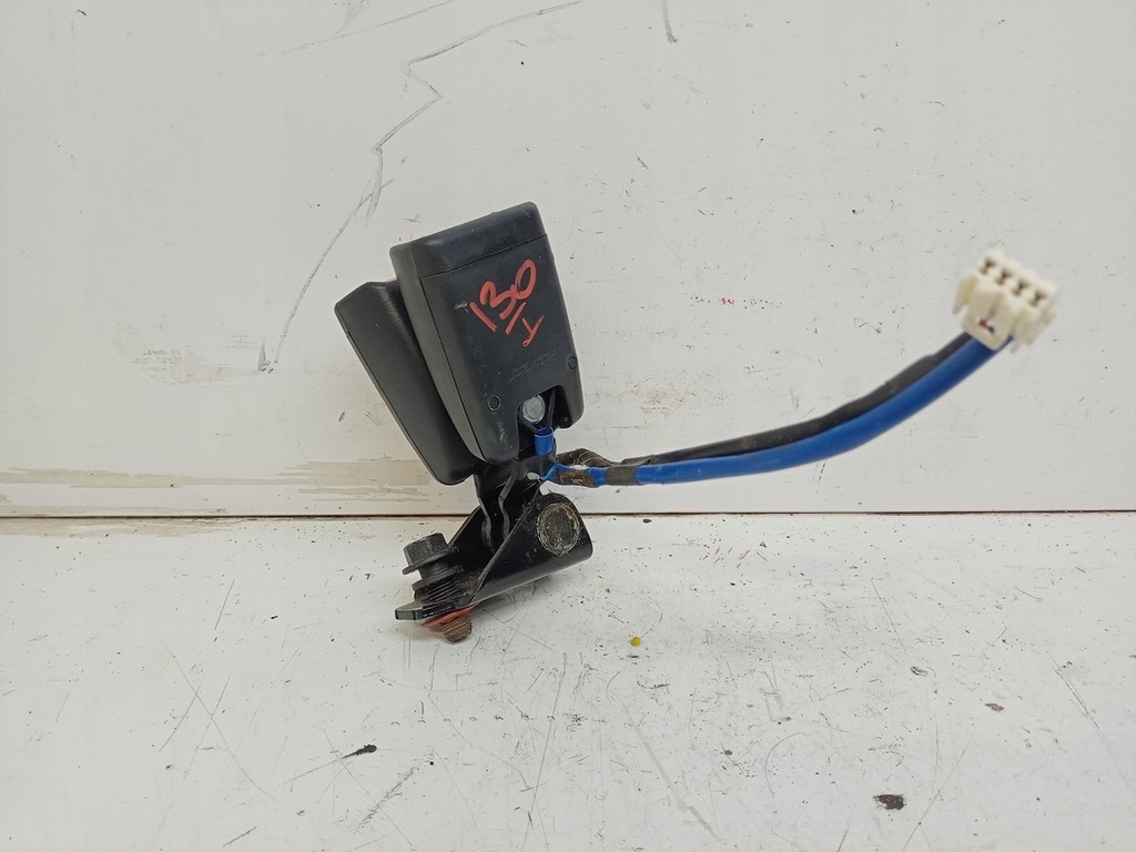 фото №1, Hyundai i30 кліпса поперечина лівий правий задня 2007-