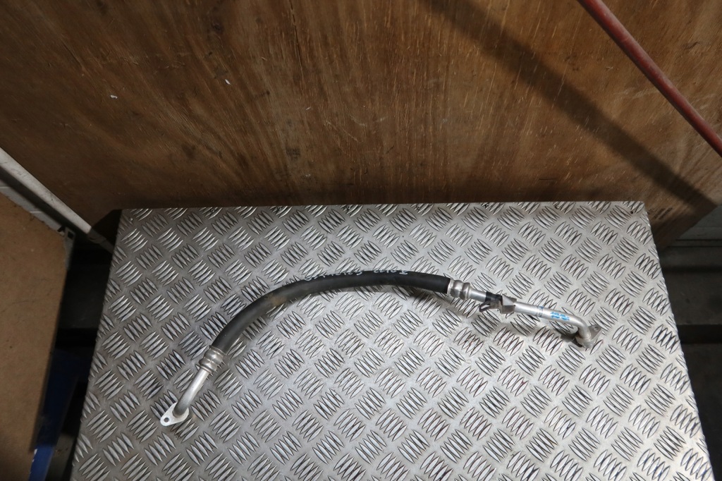 фото №1, Шланг кондиционера clio v 924540725r