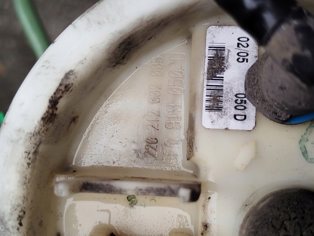 фото №12, Помпа топлива поплавок audi a4 b6 8e0919050d