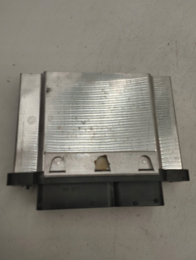 фото №1, Seat leon 5f блок управления / модуль ecu бортовой компьютер 04e907309a