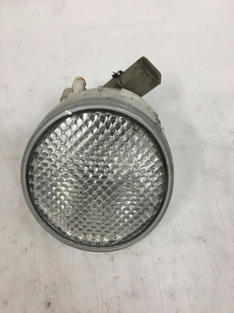 фото №7, Лампа w бампер правая vw new beetle 1c0941072a