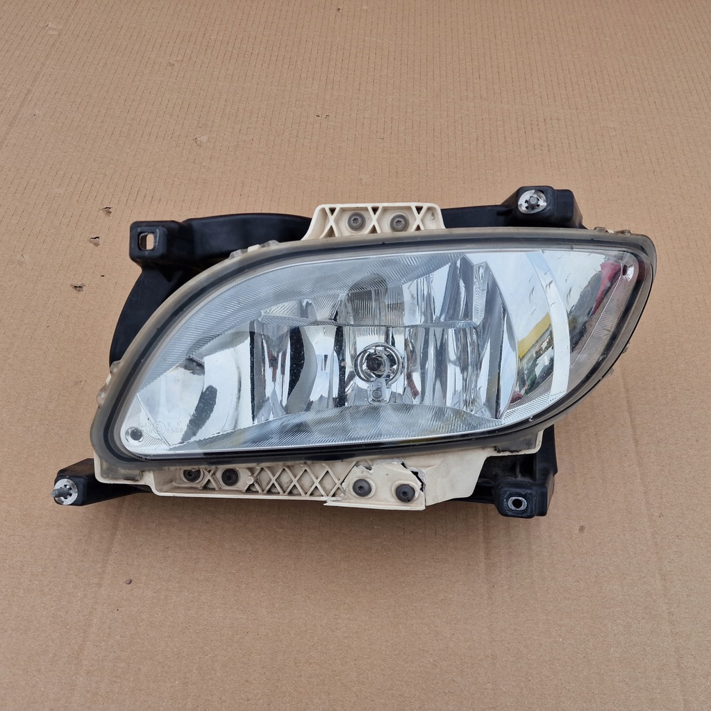 фото №10, Daf xf 106 протитуманна фара лівий