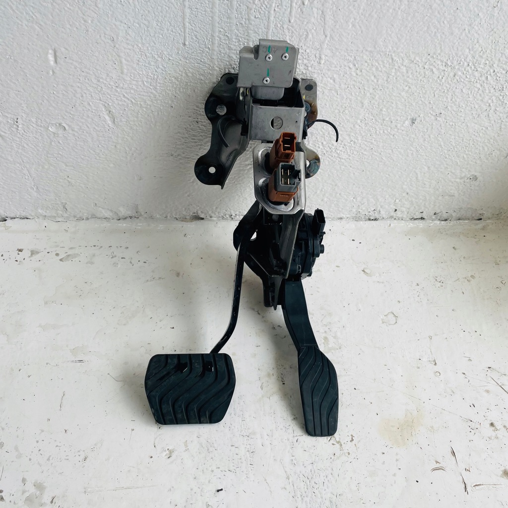 фото №1, Педаль гальма газу комплект renault koleos ii 2.0 dci 18002df30b