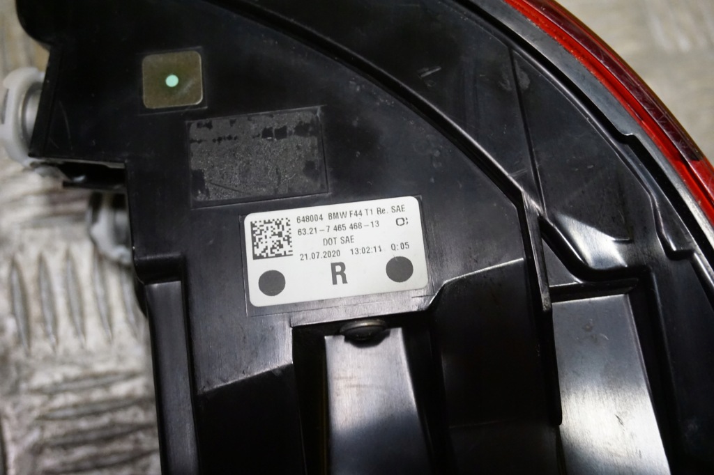 фото №10, Bmw 2 gran coupe f44 2020 - лампа led задняя правая задняя usa