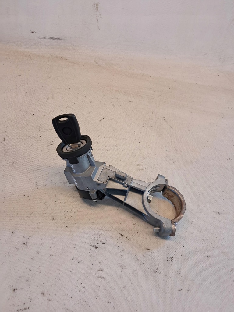 фото №1, Замок зажигания ключ iveco daily iv 14- 05801364057