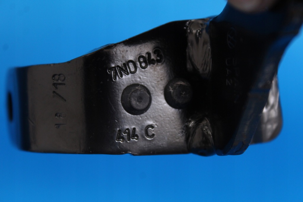 фото №15, Vw audi відбійник 7n0843414c
