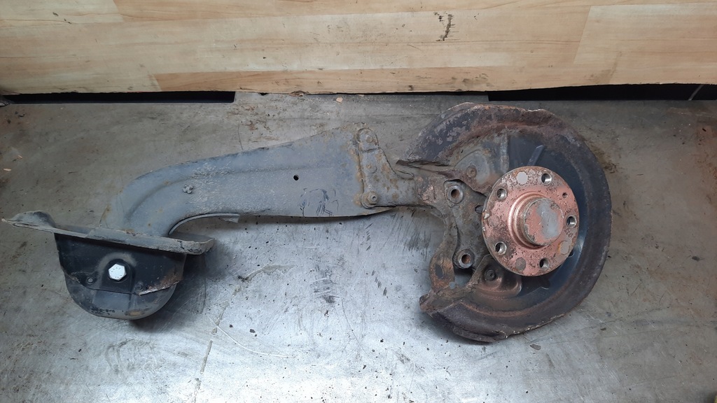 фото №1, Ступиця поворотний кулак задня права seat leon ii 2.0 tdi