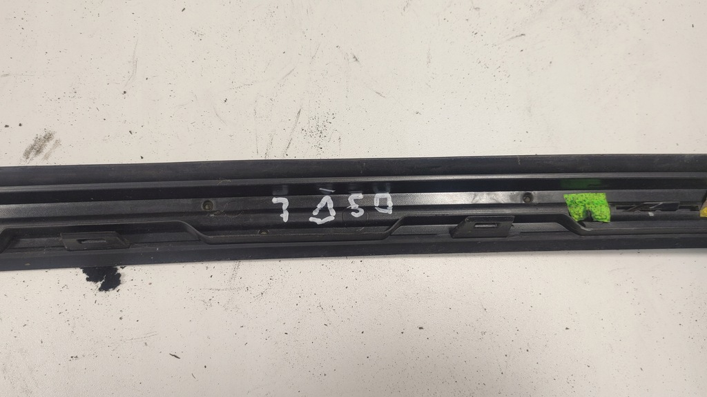 фото №5, Молдинг стекло лобовое левая citroen ds5 ktg ktga 9687248080