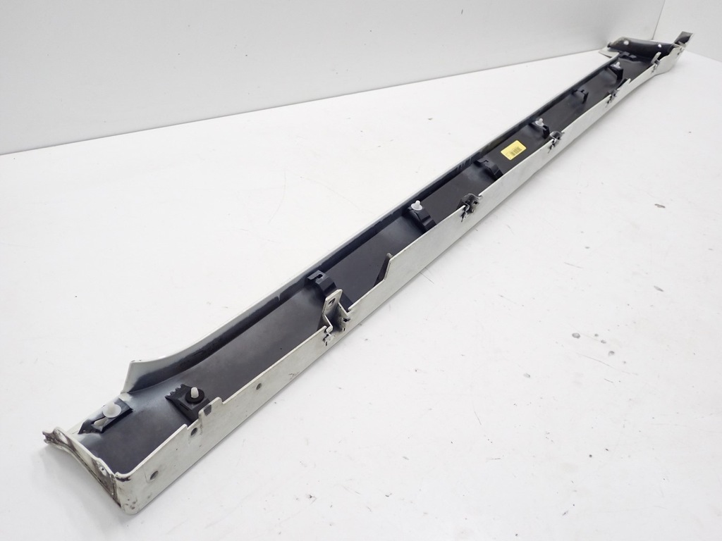 фото №11, Молдинг защита порог порог правая порог nissan leaf ii ze1 2020r