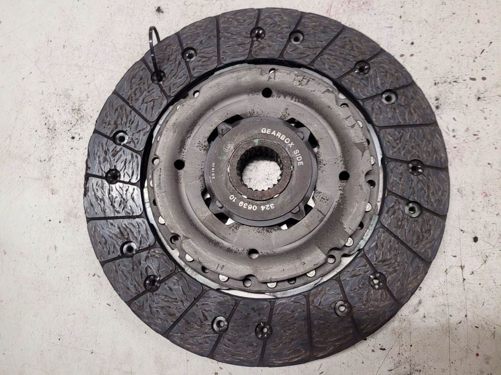 фото №1, Диск зчеплення bmw 3 e90 324069010 2.0l дизель 2009