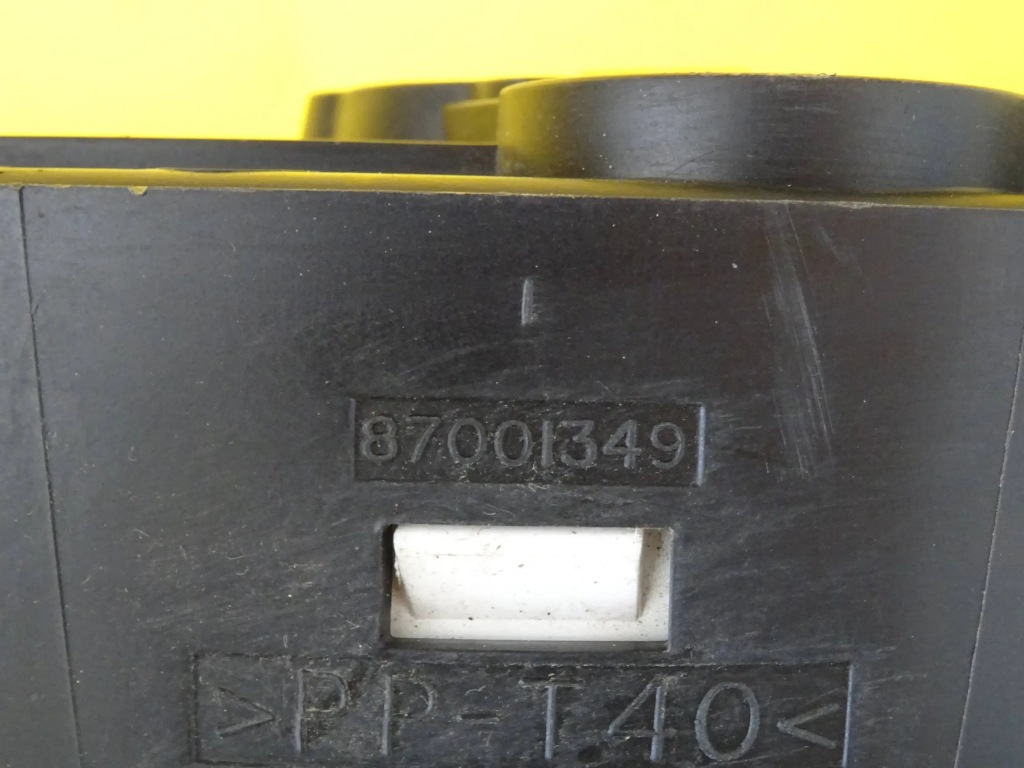 Счетчик rover 75 rj 88311272 2.5l бензиновый 2002 Доставка