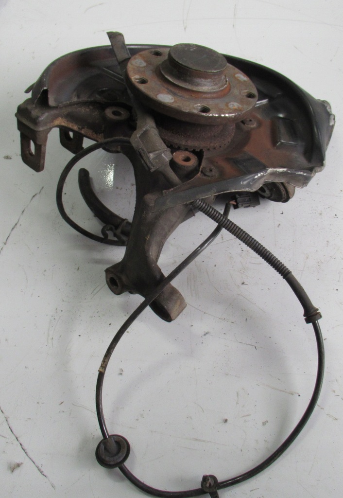 фото №5, Exeo 2.0 tdi поворотный кулак левый задняя задняя