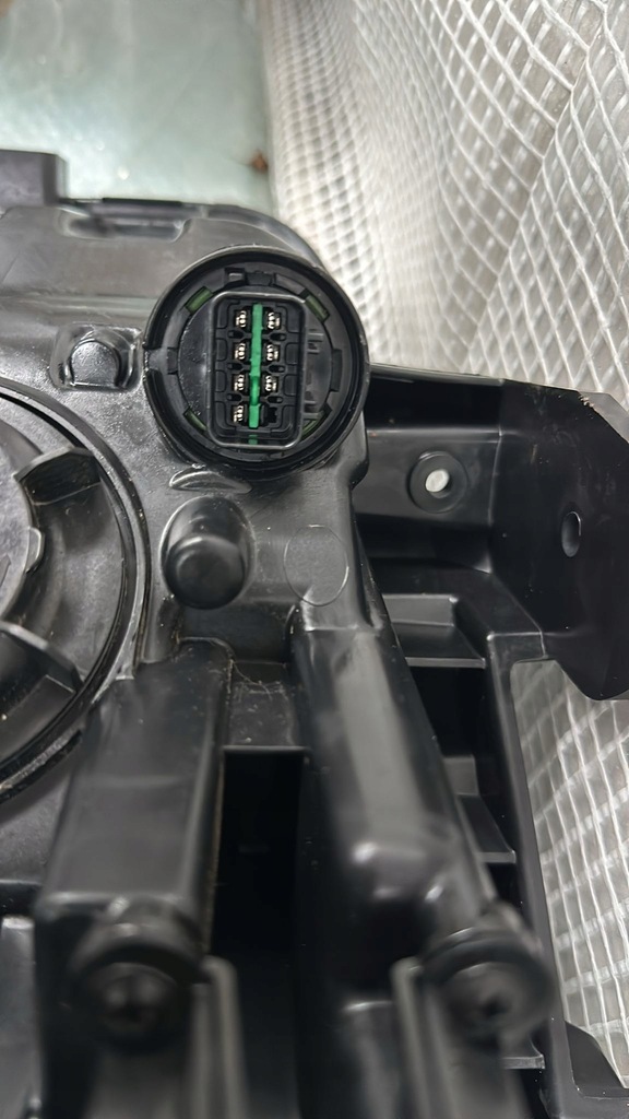 фото №7, Hyundai kona 2018- лампа правая обычная передняя