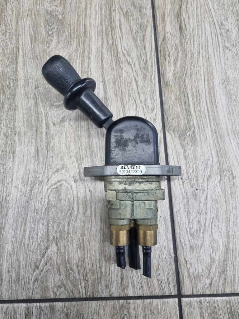 фото №1, Важіль клапан гальма ручного renault magnum dxi 12 e-tech