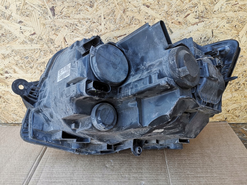 фото №9, Vw t6 transporter лампа правый перед 7e1941016ad не ремонтировалась