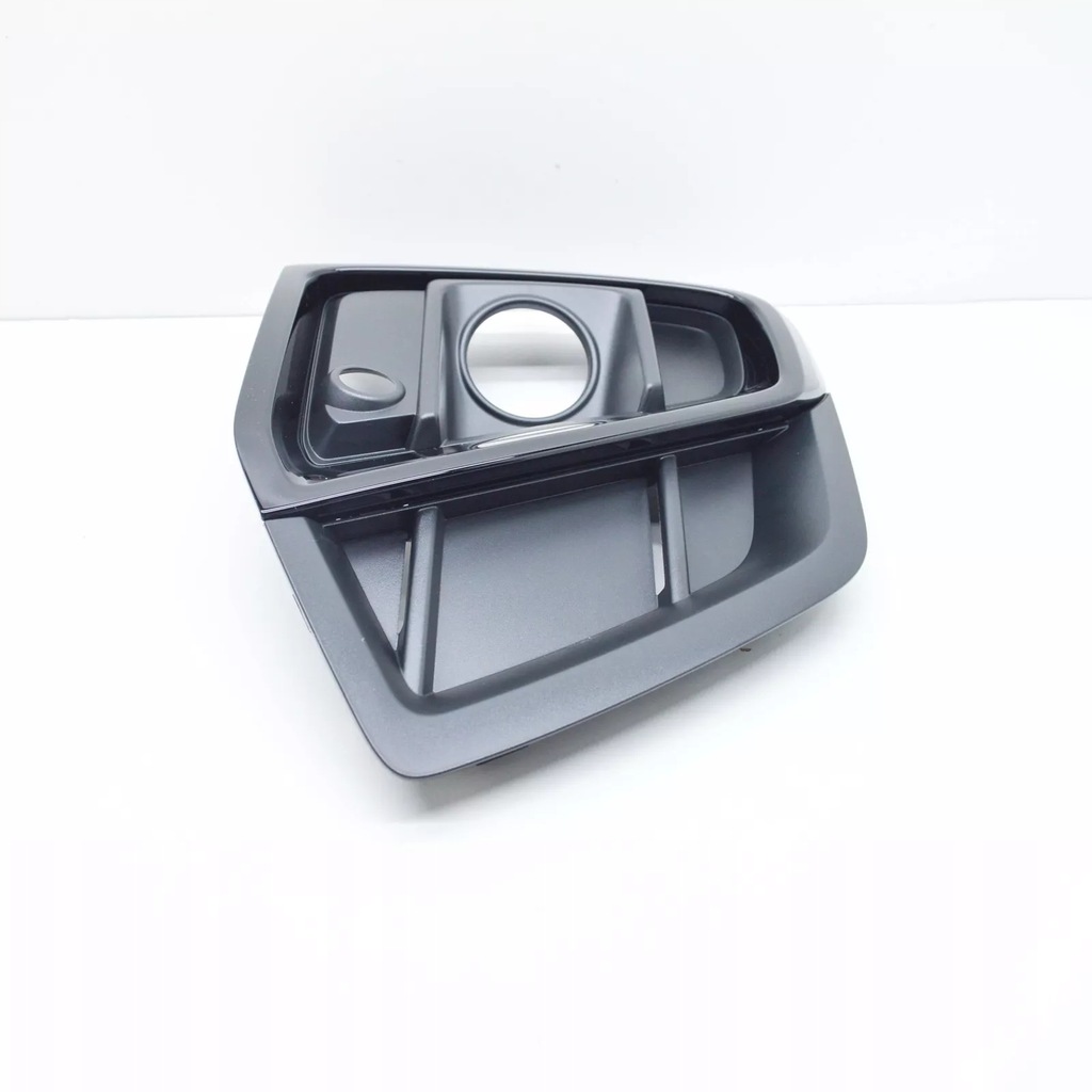 фото №1, Audi q5 fy 80a передняя часть бампер правый решётка 80a807680agbmt