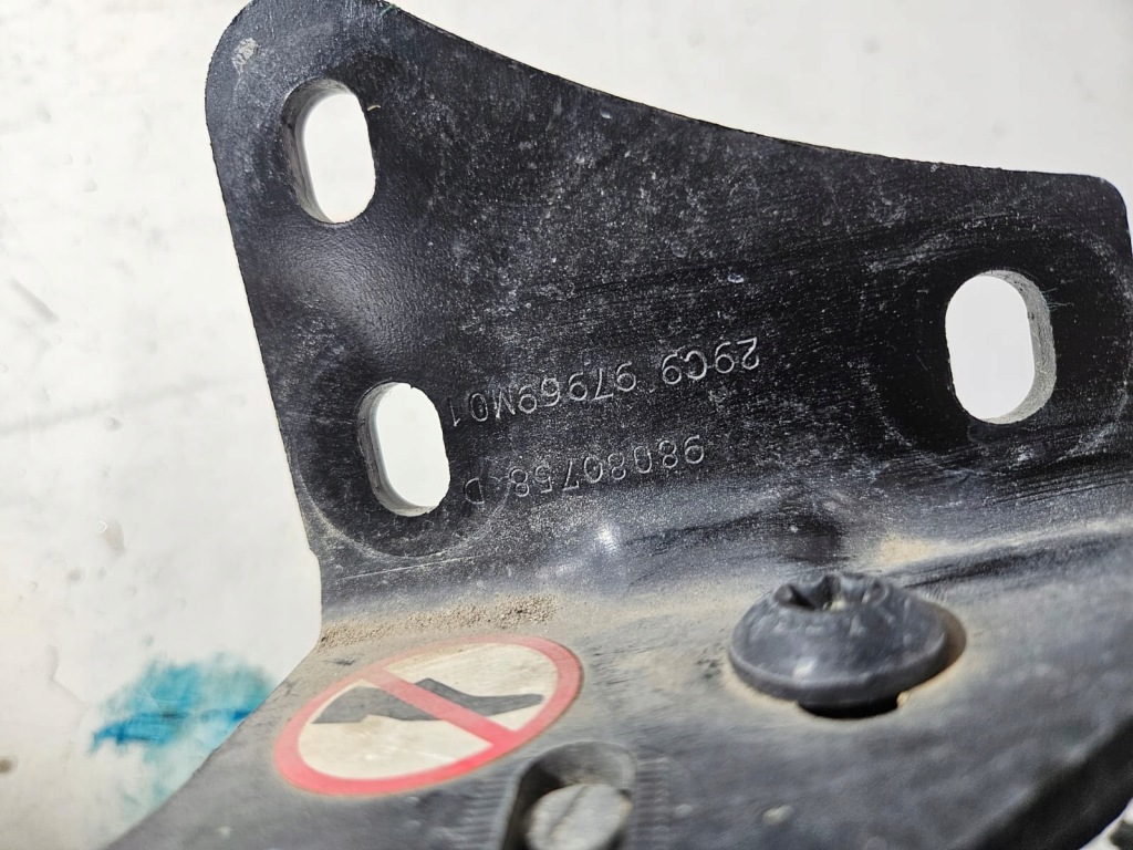 фото №2, Ролик дверь правая expert iii 98080758