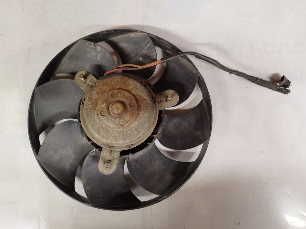 фото №7, Audi 80 b4 2.0 вентилятор радіатора 4a0959455c