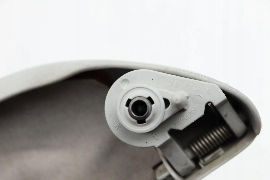 фото №5, Vw passat b5 skoda superb new beetle бардачок кронштейн na накладки на фари 3b0857465b