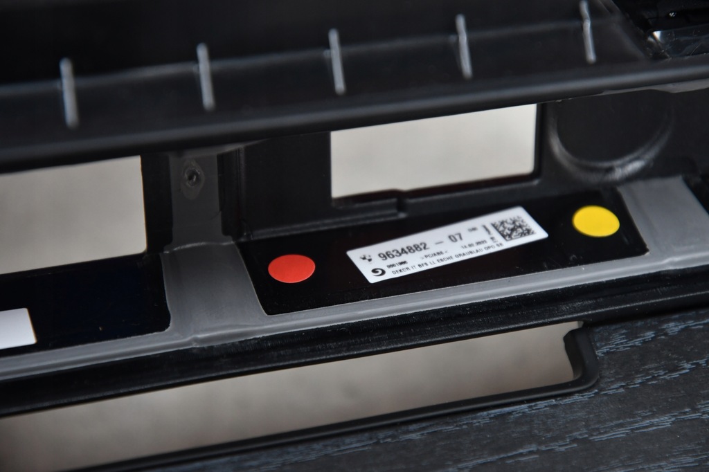 фото №6, Молдинг декоративная консоль dekor bmw 5 g60 g61