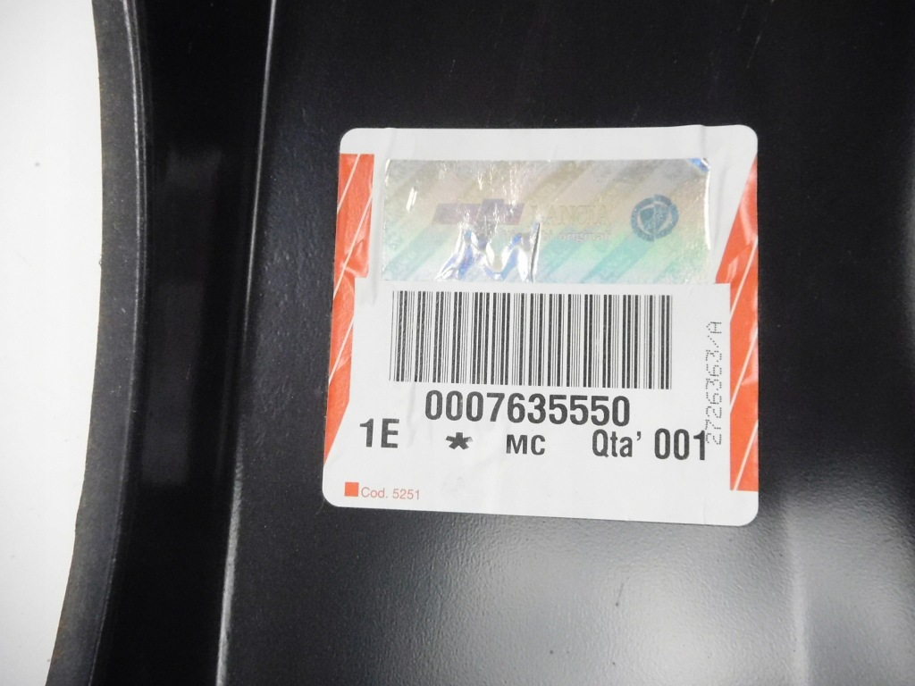 Купить Крыло  передний левое  lancia y10 1988-1995 7635550