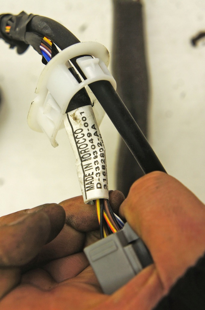 фото №5, Ql222 volvo v90 16- жгут крышки багажника kombi 31682802-aa