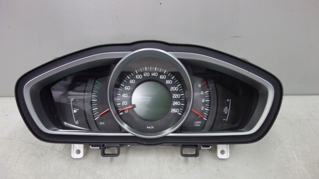 фото №5, Volvo v40 счетчик приборы 31412871