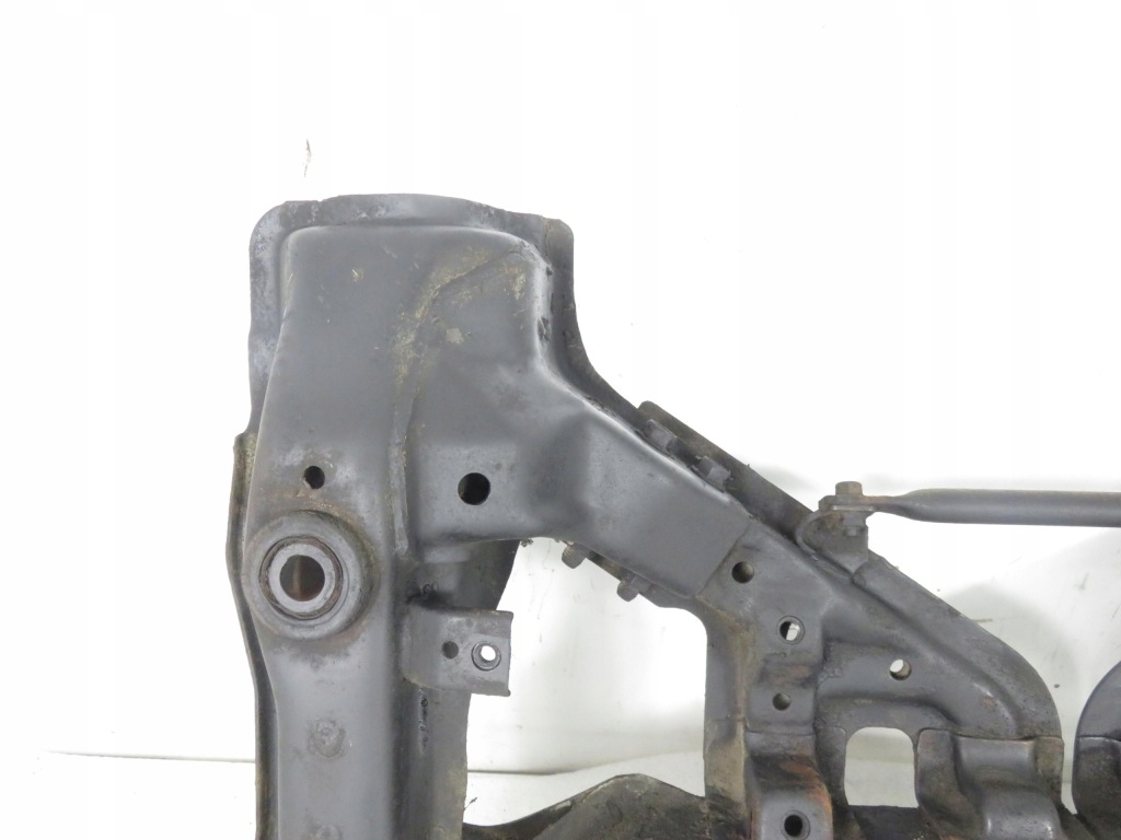 Підрамник перед mazda mpv 1 2.5 td Недорого